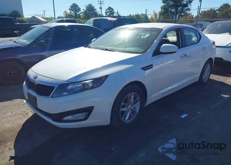 2013 Kia Optima Lx z USA, uszkodzony, nr VIN KNAGM4A79D5371704
